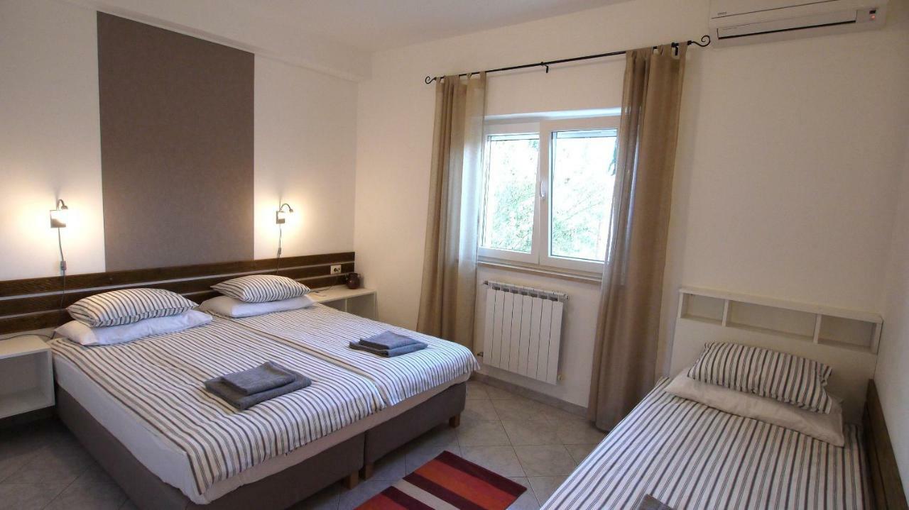 Paklenica Sport Apartments Starigrad-Paklenica Kültér fotó